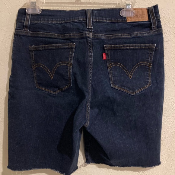 EUC Levi Cut-off Shorts Perfectly Slimming 548 Size 12 - Picture 5 of 9
